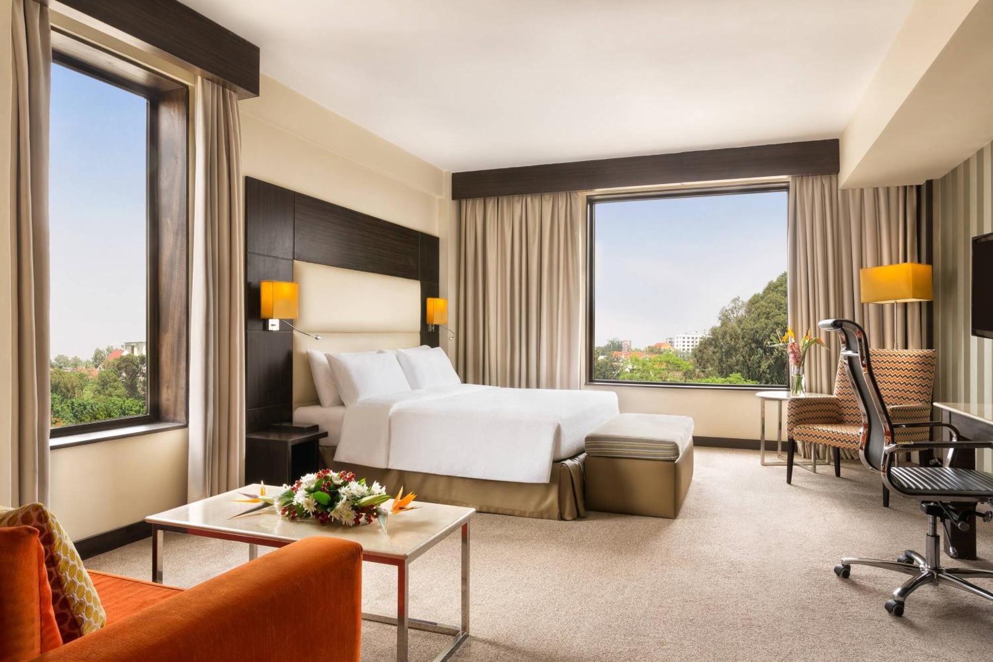 Four Points By Sheraton Nairobi Hurlingham Bagian luar foto