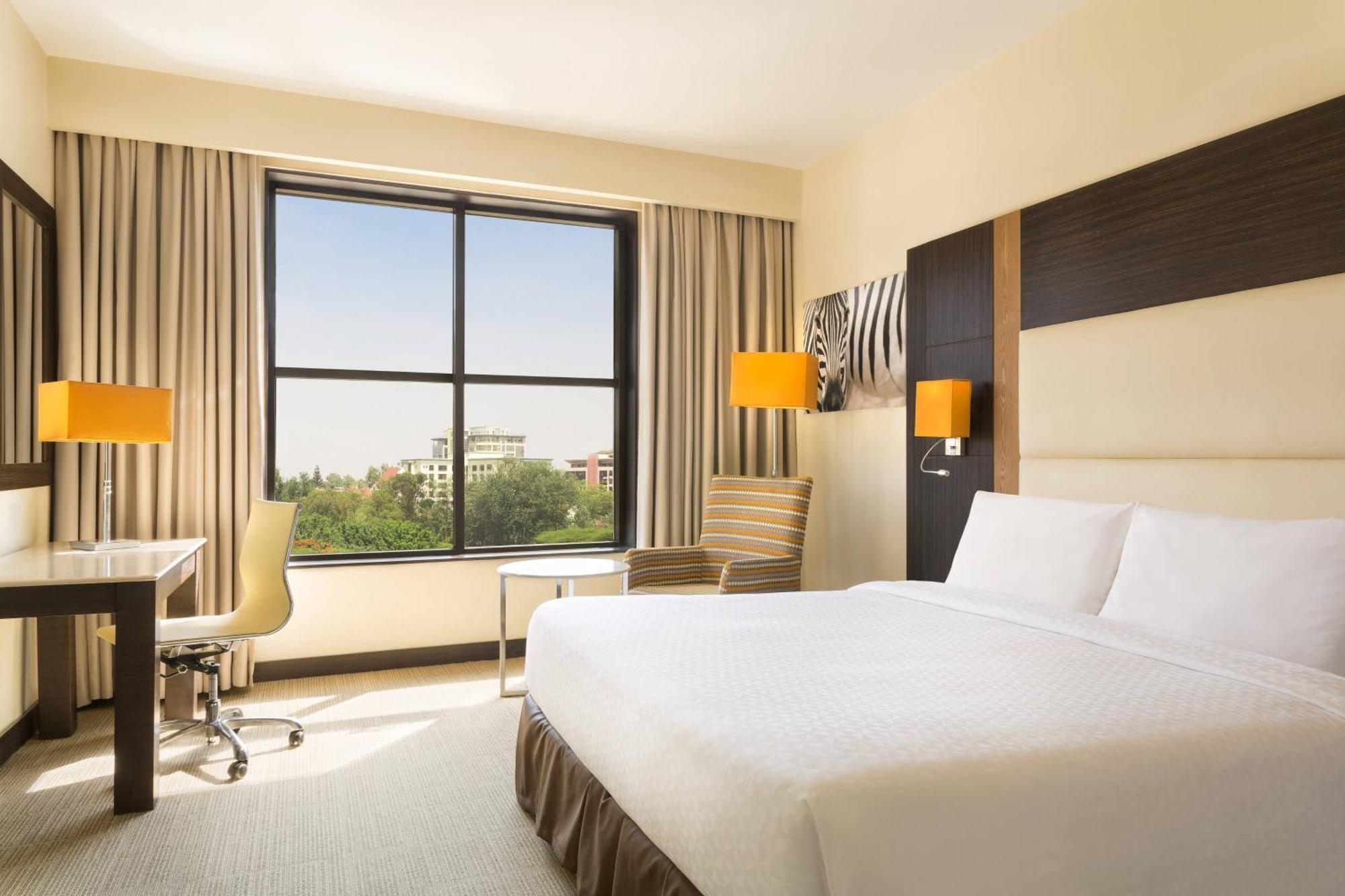 Four Points By Sheraton Nairobi Hurlingham Bagian luar foto